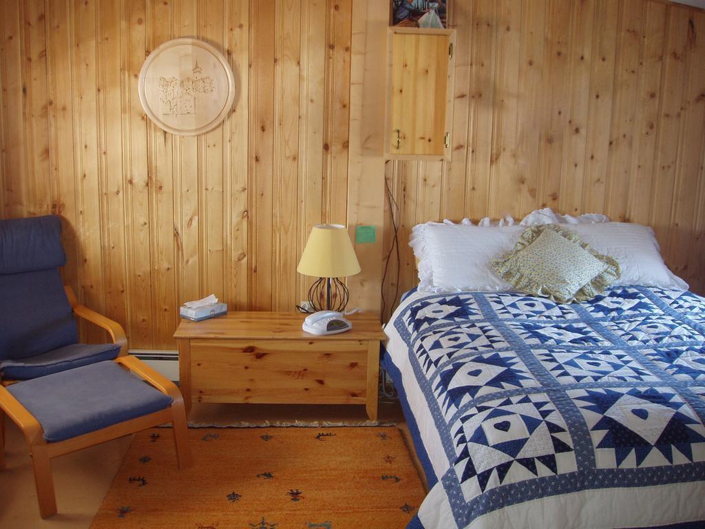 Arctic Chalet Resort Inuvik 外观 照片
