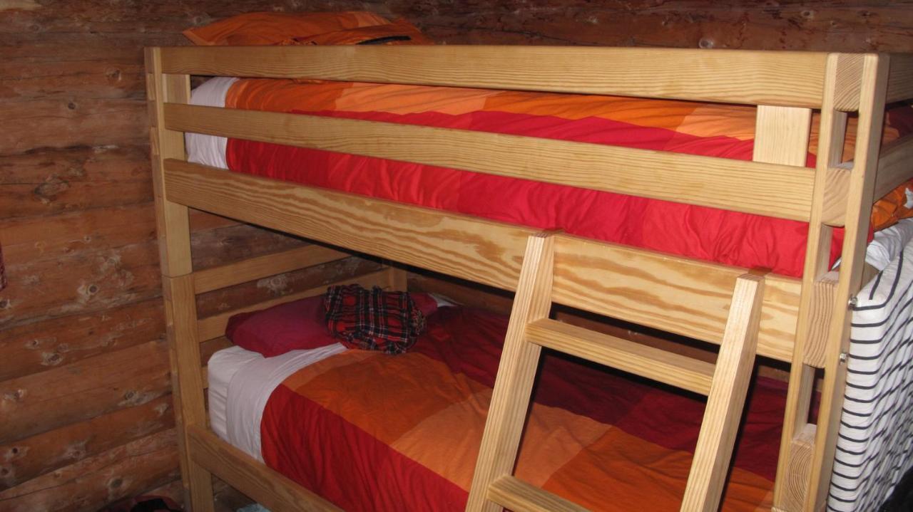 Arctic Chalet Resort Inuvik 外观 照片