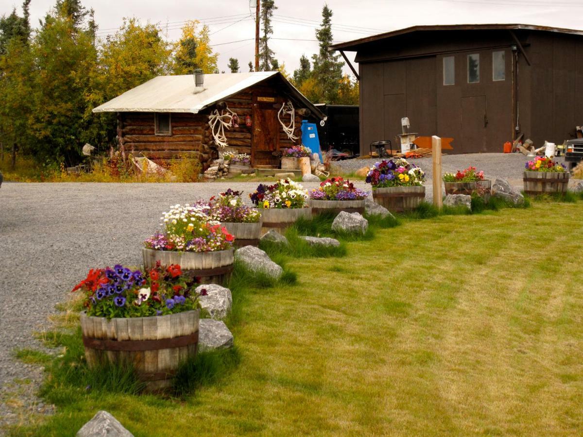 Arctic Chalet Resort Inuvik 外观 照片